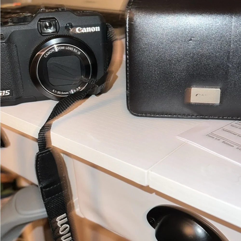 Canon G15 PowerShot Digital Camera in Black